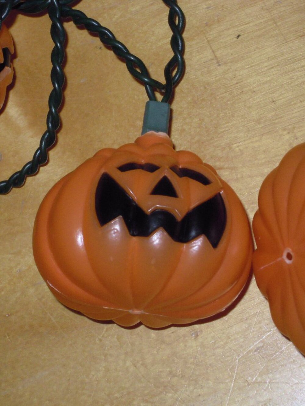 2 Vintage Halloween Blow Mold Jack-o-Lantern Pumpkin String of Lights